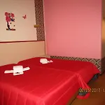 Casa de hóspedes Residencial Pimenta 2*