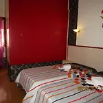 招待所 Residencial Pimenta 2*