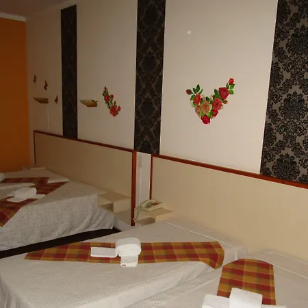Residencial Pimenta Гостьовий будинок