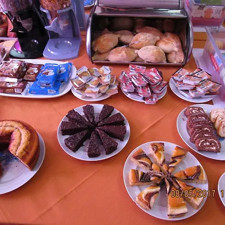 ゲストハウス Residencial Pimenta ポルティマン